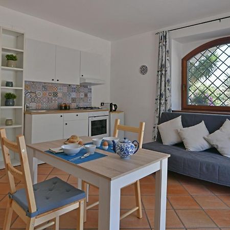 Villa Biddizza Acireale Eksteriør billede